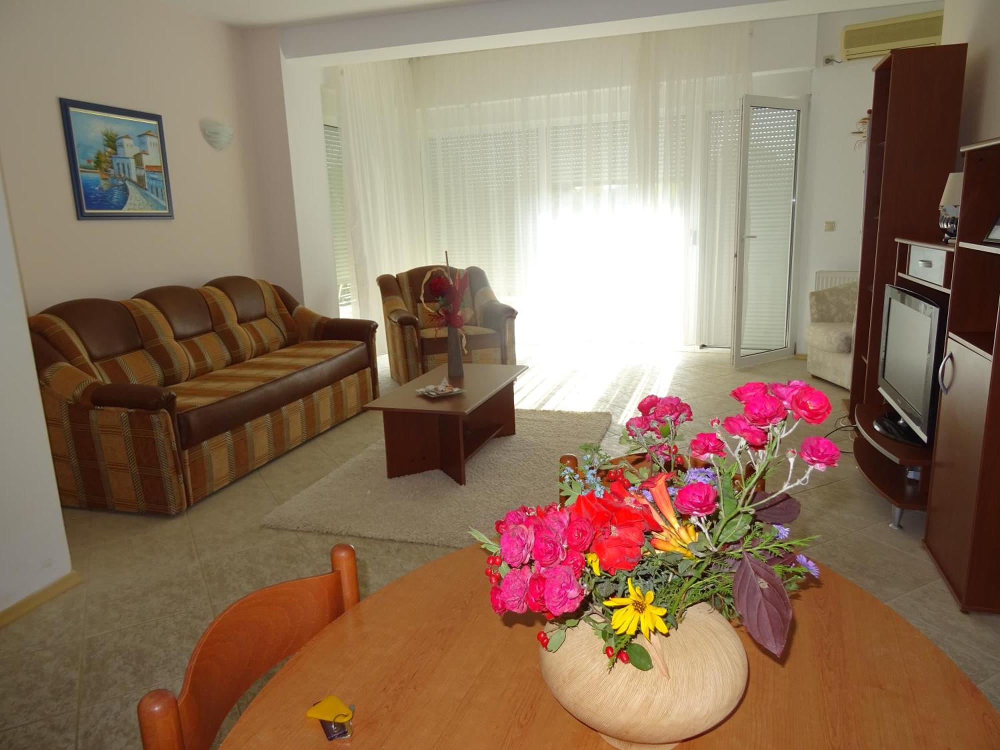 נפטון Club Topaz Apartments מראה חיצוני תמונה