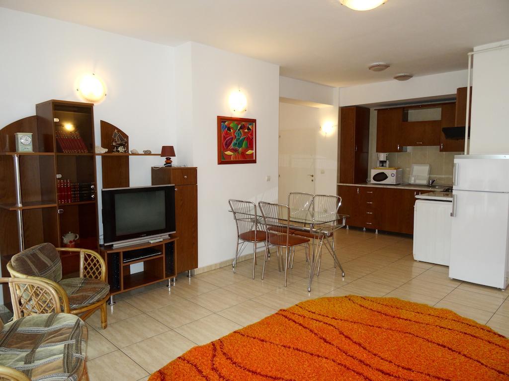 נפטון Club Topaz Apartments חדר תמונה