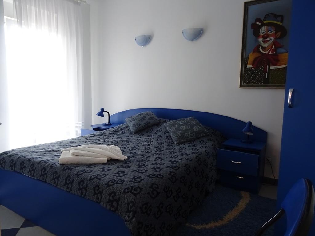 נפטון Club Topaz Apartments מראה חיצוני תמונה