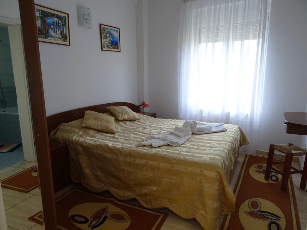 נפטון Club Topaz Apartments מראה חיצוני תמונה