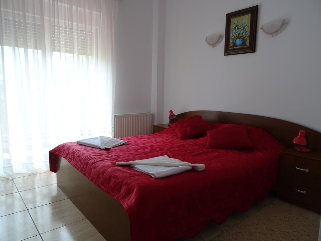 נפטון Club Topaz Apartments מראה חיצוני תמונה