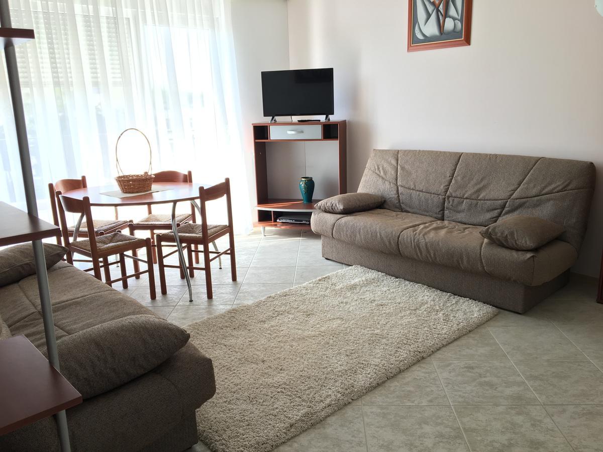נפטון Club Topaz Apartments מראה חיצוני תמונה